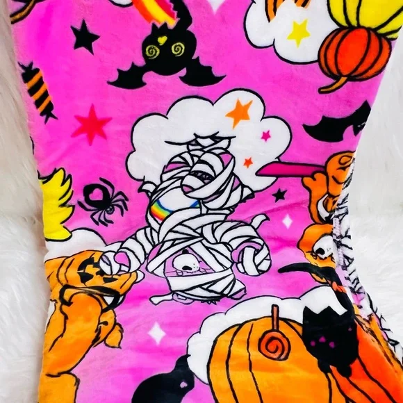 Care Bears Halloween Throw Blanket - Picture 4 of 4